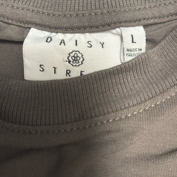 Cherry Lane Gray Short Sleeve Tee cherry & floral design in white. cropped fit - Picture 2 of 2